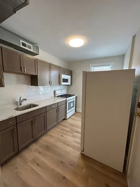 2 bedrooms apartment for rent in Hermosa - Northwest Side, Chicago