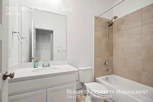 5 bedrooms apartment for rent in Pearland - Se Houston, Houston