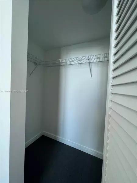 2 bedrooms apartment for rent in Downtown Miami - Miami, Miami