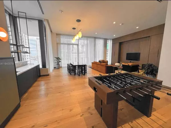 2 bedrooms apartment for rent in Downtown Miami - Miami, Miami