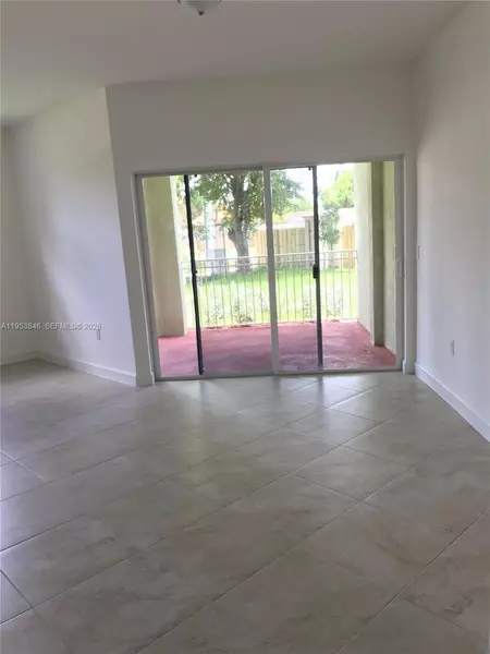 3 bedrooms apartment for rent in Sweetwater - Miami Dade, Miami