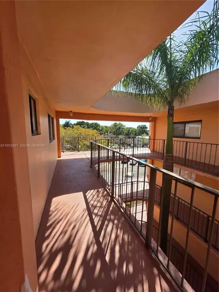 2 bedrooms apartment for rent in The Hammocks - Miami Dade, Miami