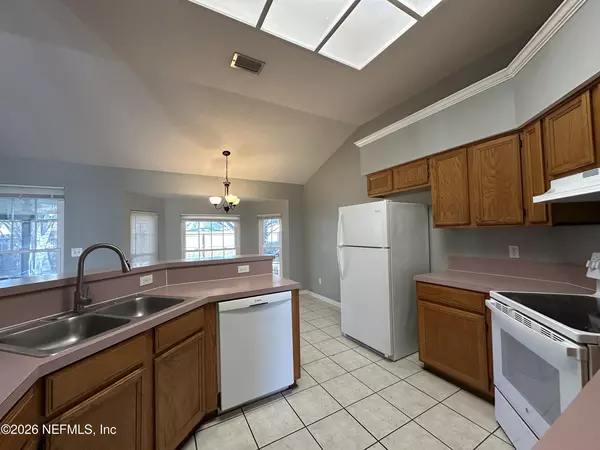 3 bedrooms apartment for rent in Crystal Springs - Westside, Jacksonville