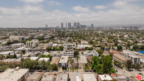 2 bedrooms apartment for rent in Pico Robertson - Westside / South Bay, Los Angeles