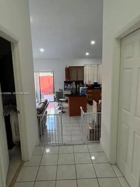 2 bedrooms apartment for rent in Tamiami - Miami Dade, Miami