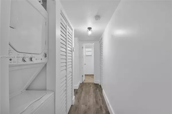 2 bedrooms apartment for rent in Westchester FL - Miami Dade, Miami