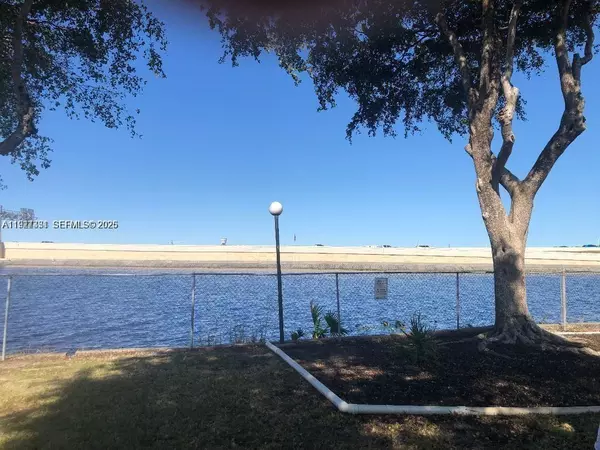 2 bedrooms apartment for rent in West Miami - Miami Dade, Miami