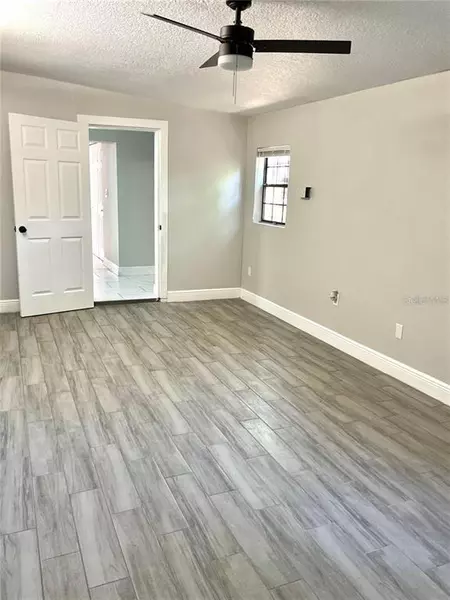 4 bedrooms apartment for rent in Temple Terrace - North Tampa, Tampa