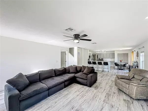 6 bedrooms apartment for rent in Southchase - South Orlando, Orlando