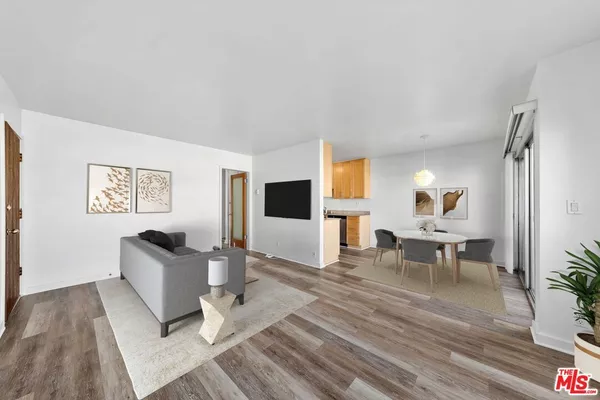 2 bedrooms apartment for rent in Sawtelle - Westside / South Bay, Los Angeles