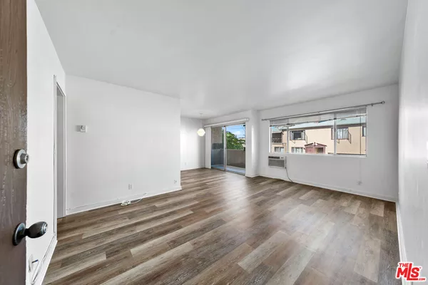 2 bedrooms apartment for rent in Sawtelle - Westside / South Bay, Los Angeles