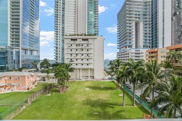 2 bedrooms apartment for rent in Edgewater MIA - Miami, Miami