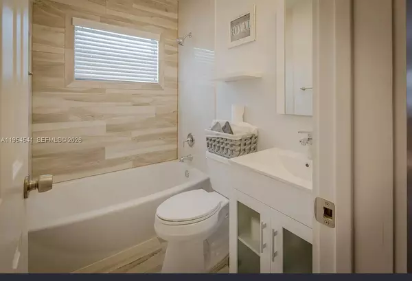 3 bedrooms apartment for rent in Upper East Side - Miami, Miami