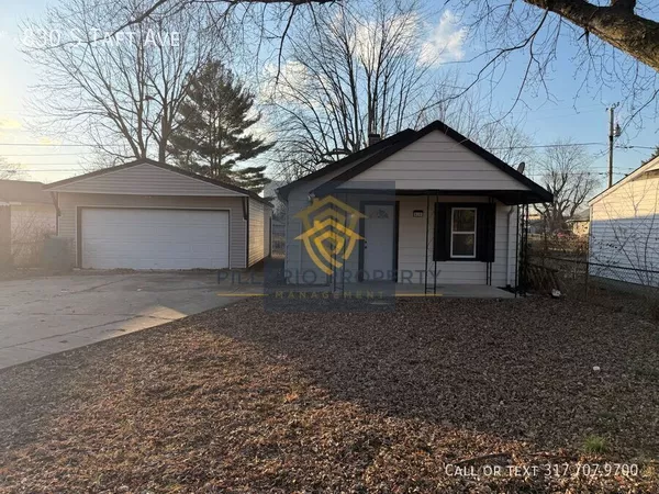 4 bedrooms apartment for rent in Stout Field - West Indy, Indianapolis