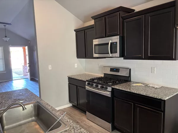 3 bedrooms apartment for rent in Walden Creek - SW OKC, Oklahoma City