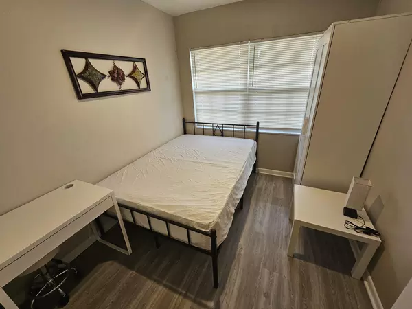 Coliving in Sulphur Springs - North Tampa, Tampa