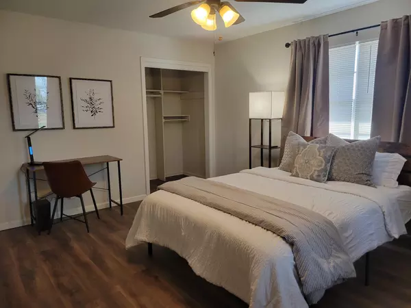 Coliving in Blue Hills - KCMO, Kansas City