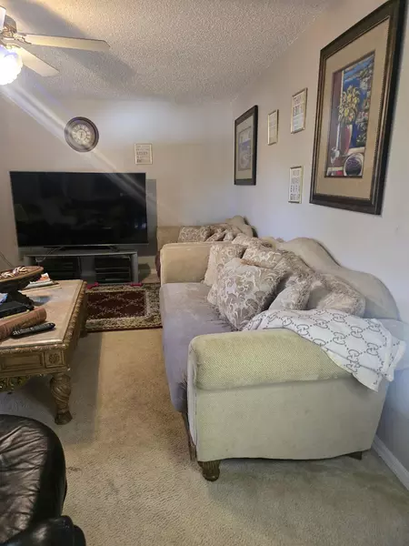 Coliving in Deltona - Outer Orlando, Orlando