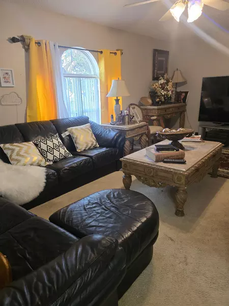 Coliving in Deltona - Outer Orlando, Orlando