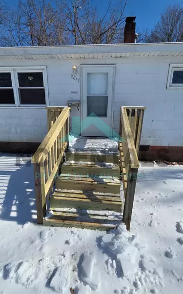 3 bedrooms apartment for rent in Glenwood - Greensboro, Greensboro