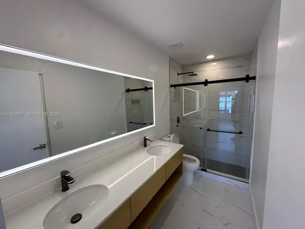 3 bedrooms apartment for rent in Sweetwater - Miami Dade, Miami