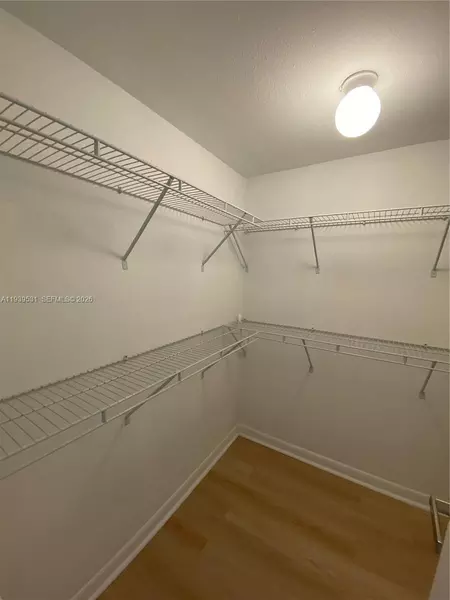 1 bedroom apartment for rent in Westchester FL - Miami Dade, Miami