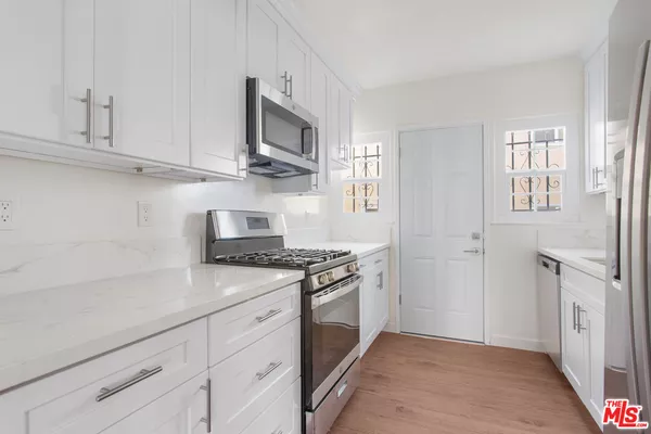 2 bedrooms apartment for rent in Mid Wilshire - Central Los Angeles, Los Angeles