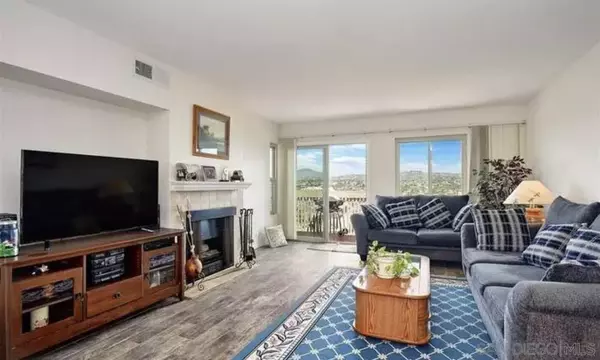 2 bedrooms apartment for rent in Kensington SD - Inland, San Diego