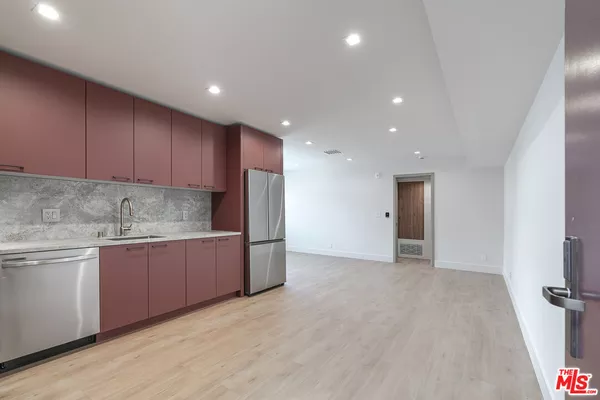 2 bedrooms apartment for rent in Brentwood - Westside / South Bay, Los Angeles