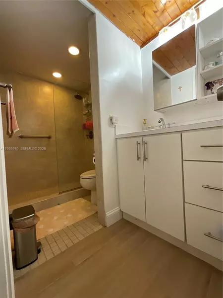 3 bedrooms apartment for rent in Westchester FL - Miami Dade, Miami