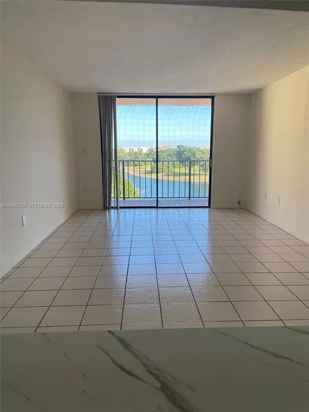 1 bedroom apartment for rent in Westchester FL - Miami Dade, Miami