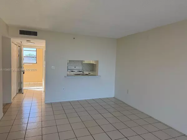 1 bedroom apartment for rent in Westchester FL - Miami Dade, Miami