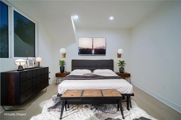 5 bedrooms apartment for rent in Huntington Park - Southeast, Los Angeles