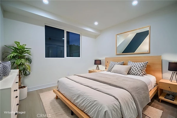 5 bedrooms apartment for rent in Huntington Park - Southeast, Los Angeles