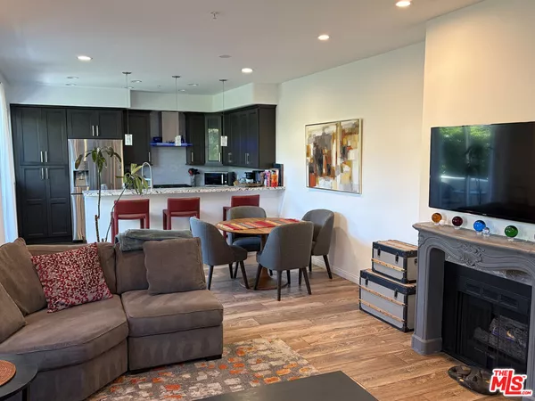 2 bedrooms apartment for rent in Carthay - Central Los Angeles, Los Angeles