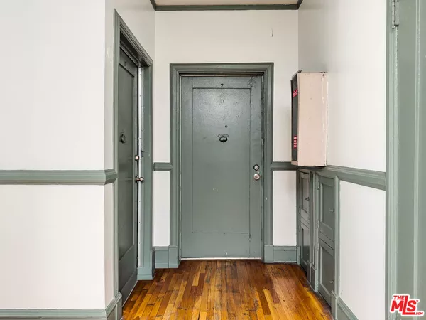 1 bedroom apartment for rent in Arlington Heights - Central Los Angeles, Los Angeles