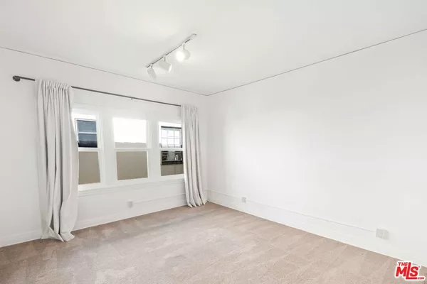 2 bedrooms apartment for rent in Mid Wilshire - Central Los Angeles, Los Angeles