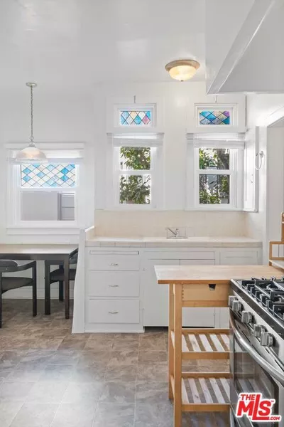 2 bedrooms apartment for rent in Mid Wilshire - Central Los Angeles, Los Angeles