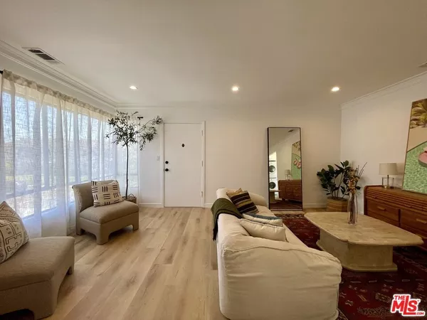 2 bedrooms apartment for rent in Mid City - Central Los Angeles, Los Angeles