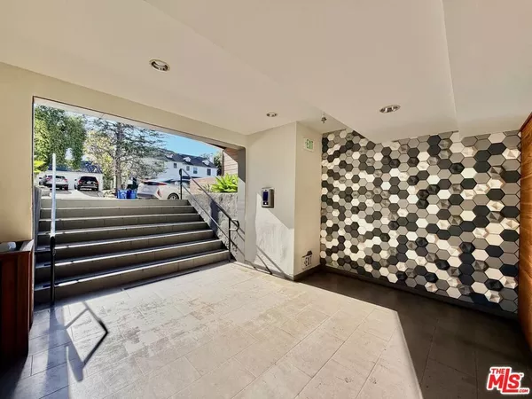 Studio Apartment for rent in Carthay - Central Los Angeles, Los Angeles