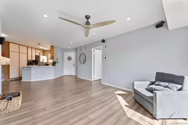 2 bedrooms apartment for rent in Miramar - North SD, San Diego