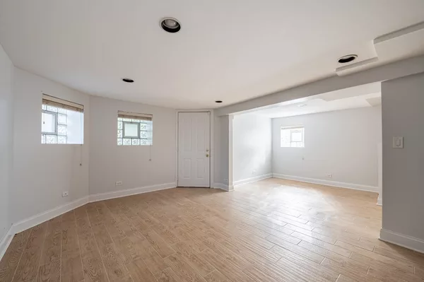 Coliving in Avondale - North Side, Chicago