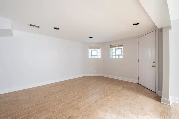 Coliving in Avondale - North Side, Chicago