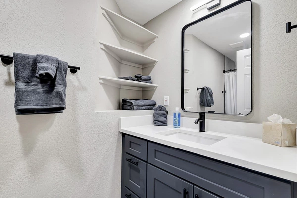 Coliving in Ybor City - Central Tampa, Tampa