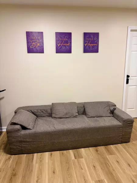 Coliving in College Downs - North Charlotte, Charlotte