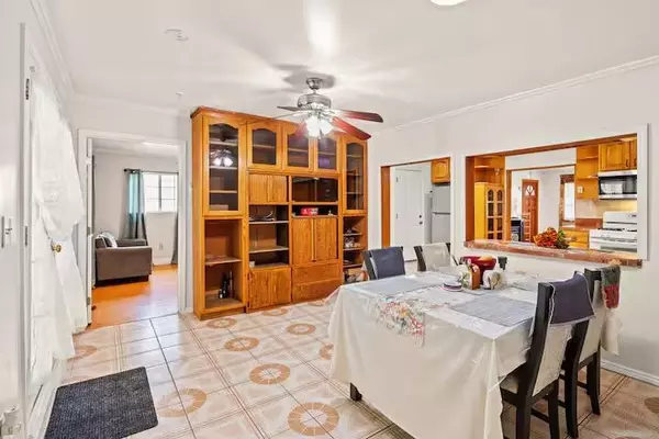 Coliving in Carson - The Harbor, Los Angeles