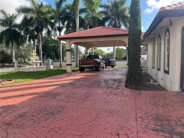 5 bedrooms apartment for rent in Tamiami - Miami Dade, Miami