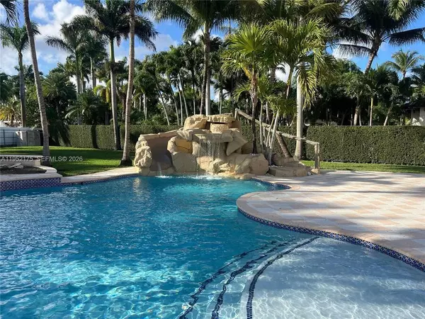 5 bedrooms apartment for rent in Tamiami - Miami Dade, Miami