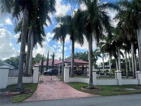 5 bedrooms apartment for rent in Tamiami - Miami Dade, Miami
