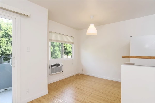2 bedrooms apartment for rent in Brentwood - Westside / South Bay, Los Angeles